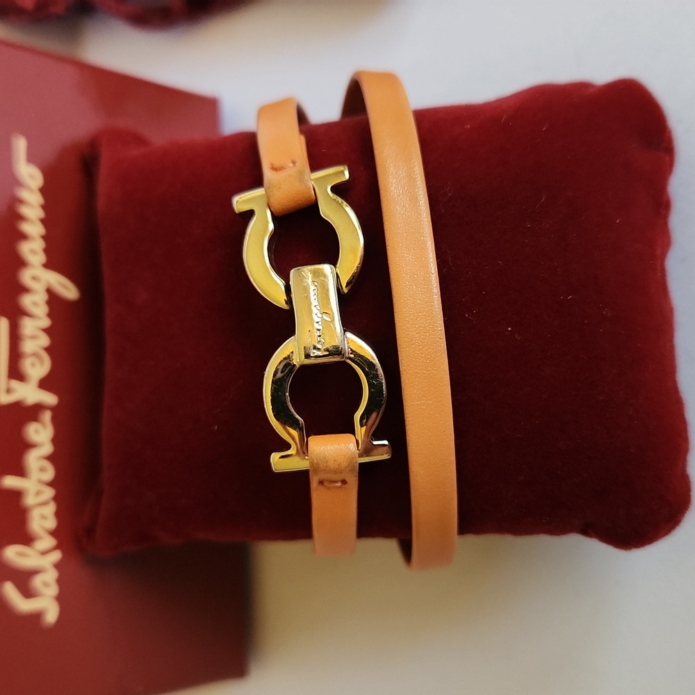 Salvatore Ferragamo Double Gancini Clasp Orange Leather Bracelet W/box